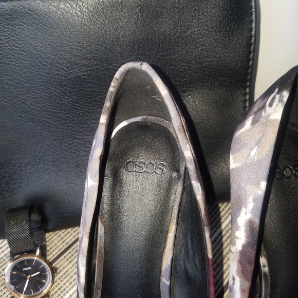 NWOT- Asos Watercolor Floral Heels - Picture 2 of 8